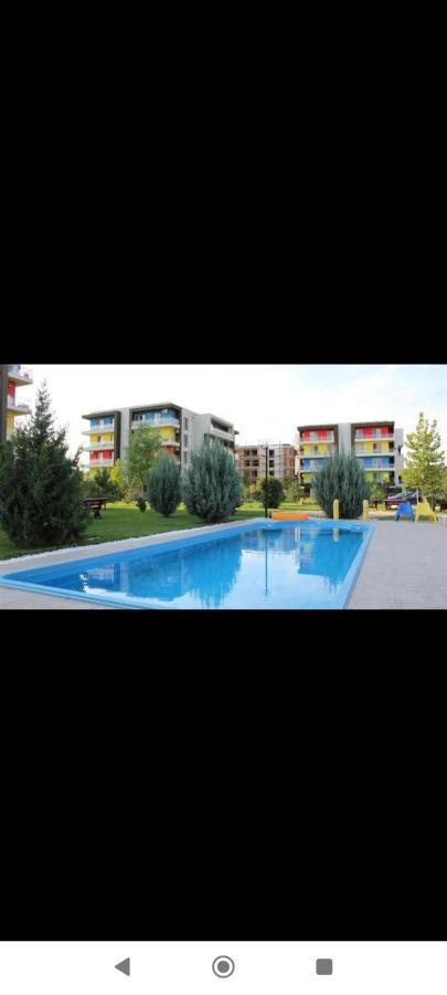 Star Airport Residence Отопени Экстерьер фото